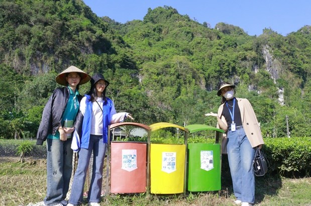 Trường Đại học Khoa học: Khoa T&#224;i nguy&#234;n v&#224; M&#244;i trường n&#226;ng cao chất lượng gi&#225;o dục v&#224; đ&#224;o tạo qua nhiều hoạt động thực tế - Ảnh 3