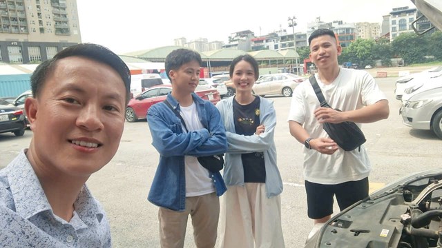 Thầy Chiểu&nbsp;được đồng nghiệp v&agrave; c&aacute;c học vi&ecirc;n đ&aacute;nh gi&aacute; l&agrave; người thầy t&acirc;m huyết với nghề, với những học vi&ecirc;n của m&igrave;nh.