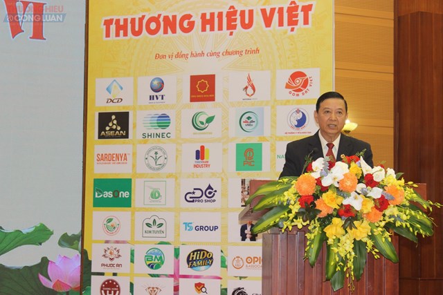 Ông Nguyễn Đăng Sinh, Chủ tịch Hiệp hội Chống hàng giả và Bảo vệ thương hiệu Việt Nam phát biểu khai mạc Đại hội