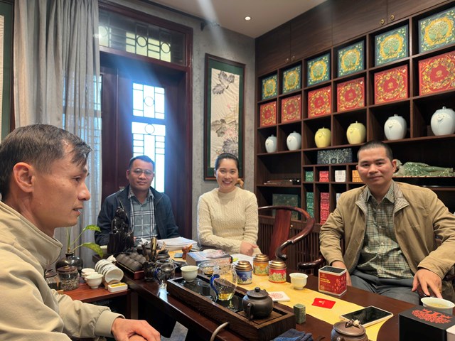 Ph&oacute;ng vi&ecirc;n trao đổi với&nbsp;CEO Nguyễn Thu Trang l&agrave; người s&aacute;ng lập ki&ecirc;m CEO của Hacoocha.