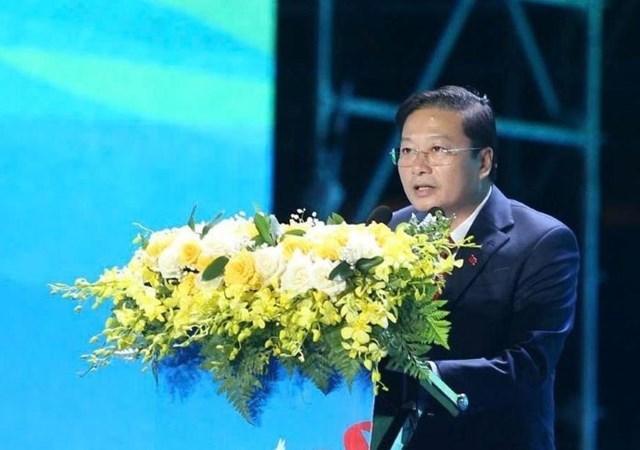Chủ tịch UBND tỉnh Quảng Trị L&ecirc; Hồng Vinh ph&aacute;t biểu trong buổi khai mạc