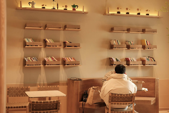 Hồ Tây có thêm điểm hẹn thư giãn cuối tuần cho giới trẻ - Ảnh 3