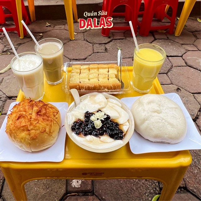 Tại H&agrave; Nội, nếu bạn muốn thưởng thức một ly sữa n&oacute;ng chuẩn vị, qu&aacute;n sữa Dalas l&agrave; điểm đến kh&ocirc;ng thể bỏ qua (Ảnh:&nbsp;Qu&aacute;n sữa Dalas)