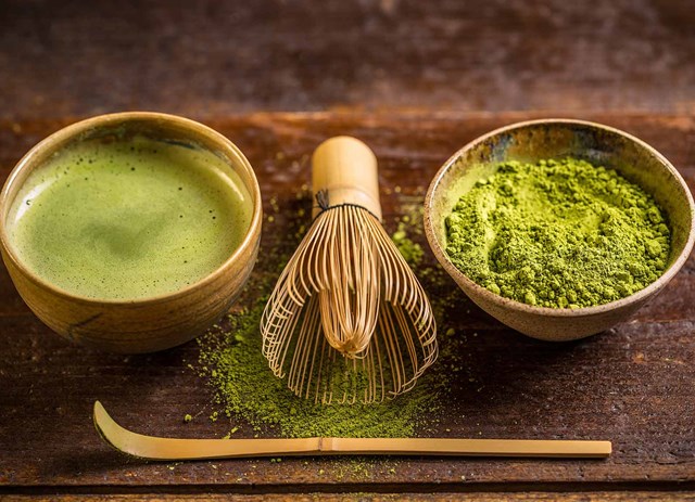 Matcha vốn nổi tiếng từ l&acirc;u nhờ m&agrave;u xanh đặc trưng, vị tr&agrave; đậm đ&agrave; v&agrave; hương thơm tinh tế (Ảnh minh họa)
