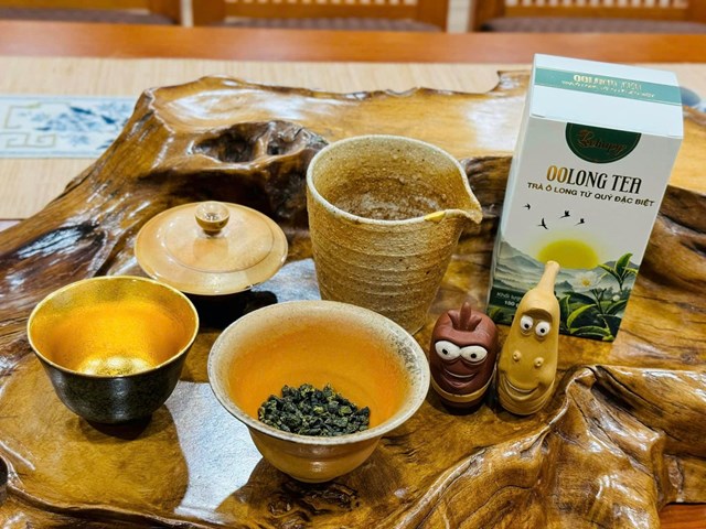 Sản phẩm tr&agrave; &Ocirc; Long Tứ Qu&yacute; đặc biệt của Behapy