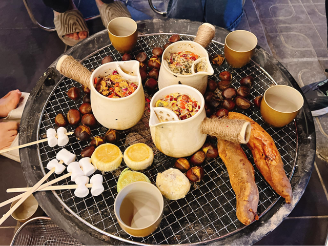 M&ocirc; h&igrave;nh tr&agrave; sữa &ldquo;nướng&rdquo; th&agrave;nh c&ocirc;ng v&igrave; mang đến trải nghiệm mới lạ, vừa uống vừa tương t&aacute;c, ph&ugrave; hợp nhu cầu tụ tập v&agrave; thư gi&atilde;n của người trẻ. &nbsp;