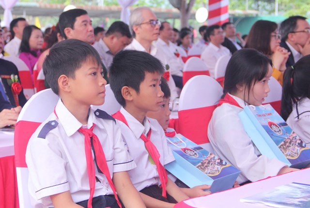 Những gương mặt mong chờ, h&aacute;o hức&nbsp;