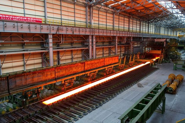 Tỉnh ưu ti&ecirc;n thu h&uacute;t c&aacute;c dự &aacute;n c&oacute; t&iacute;nh đột ph&aacute;, tạo động lực ph&aacute;t triển, đặc biệt trong c&aacute;c lĩnh vực c&ocirc;ng nghiệp c&ocirc;ng nghệ cao, c&ocirc;ng nghệ xanh, sản xuất th&eacute;p, &ocirc; t&ocirc; điện v&agrave; đổi mới s&aacute;ng tạo