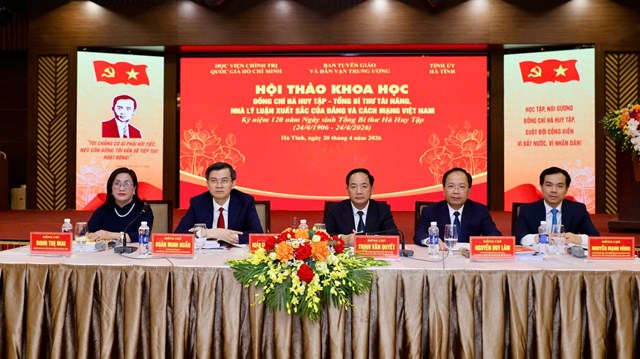 Hội thảo khoa học&nbsp;&ldquo;Đồng ch&iacute; H&agrave; Huy Tập &ndash; Tổng B&iacute; thư t&agrave;i năng, nh&agrave; l&yacute; luận xuất sắc của Đảng v&agrave; c&aacute;ch mạng Việt Nam&rdquo;.