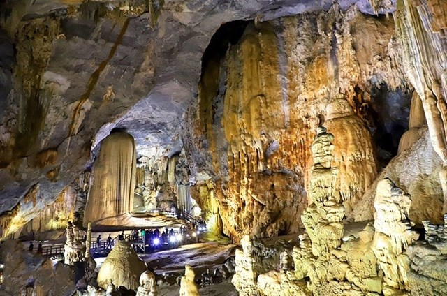 Hệ thống hang động tại Vườn Quốc gia Phong Nha &ndash; Kẻ B&agrave;ng, thu h&uacute;t đ&ocirc;ng đảo du kh&aacute;ch kh&aacute;m ph&aacute;