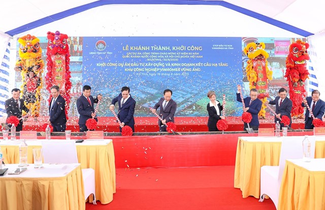 Lễ khởi c&ocirc;ng dự &aacute;n Khu c&ocirc;ng nghiệp Vinhomes Vũng &Aacute;ng