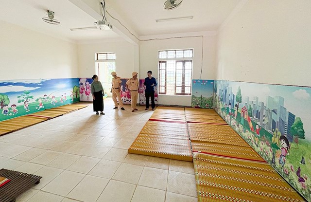 Người d&acirc;n sẽ được sơ t&aacute;n đến c&aacute;c trường học, trạm y tế, UBND,...