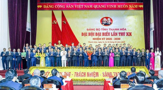 Ban chấp h&agrave;nh ra mắt Đại hội