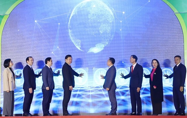 Khai mạc&nbsp;Hội chợ C&ocirc;ng thương v&ugrave;ng Bắc Trung Bộ &ndash; H&agrave; Tĩnh năm 2025