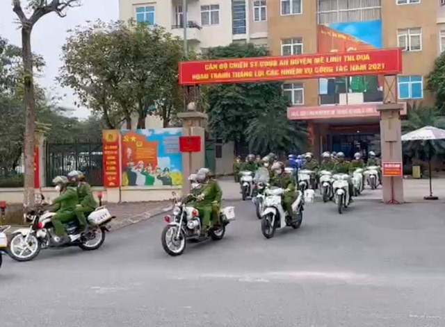 C&ocirc;ng an huyện M&ecirc; Linh (C&ocirc;ng an TP. H&agrave; Nội) quyết t&acirc;m thực hiện tốt cao điểm bảo vệ Tết Nguy&ecirc;n đ&aacute;n 2022, giữ b&igrave;nh y&ecirc;n cho nh&acirc;n d&acirc;n