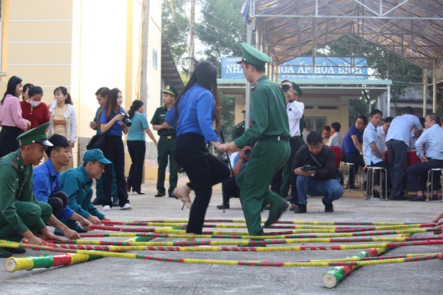 T&#226;y Ninh: Thắm t&#236;nh qu&#226;n d&#226;n trong Chương tr&#236;nh &quot;Xu&#226;n bi&#234;n ph&#242;ng ấm l&#242;ng d&#226;n bản&quot; năm 2024 - Ảnh 16