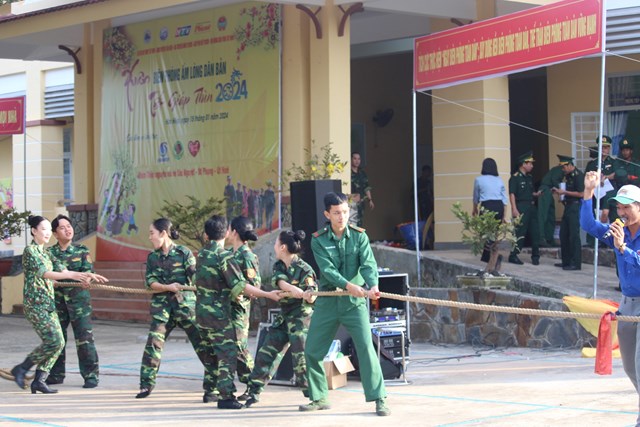 T&#226;y Ninh: Thắm t&#236;nh qu&#226;n d&#226;n trong Chương tr&#236;nh &quot;Xu&#226;n bi&#234;n ph&#242;ng ấm l&#242;ng d&#226;n bản&quot; năm 2024 - Ảnh 17