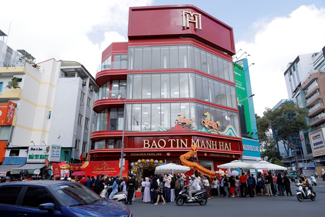 Khai trương cửa hàng lớn nhất của Bảo Tín Mạnh Hải tại TP.HCM: Định chuẩn trải nghiệm vàng 24K giữa lòng Quận 1 - Ảnh 21