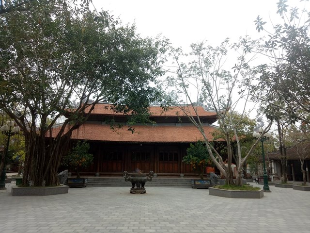 Ban thờ Quan Lớn Tuần Tranh tại Đền Tranh ở Ninh Giang, Hải Dương - Ảnh: Sơn Thủy