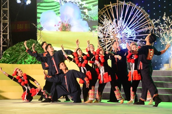 Khai mạc Lễ hội Hương sắc Na Hang năm 2023 - Ảnh 2