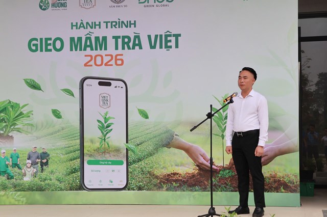 TS. Đ&agrave;o Xu&acirc;n Hưng - Tổng Bi&ecirc;n tập Tạp ch&iacute; N&ocirc;ng nghiệp v&agrave; M&ocirc;i trường ph&aacute;t biểu tại chương tr&igrave;nh &ldquo;H&agrave;nh tr&igrave;nh Gieo mầm Tr&agrave; Việt 2026&rdquo;, k&ecirc;u gọi sự chung tay của c&aacute;c cơ quan quản l&yacute;, doanh nghiệp, nh&agrave; trường v&agrave; truyền th&ocirc;ng để c&ugrave;ng gieo trồng v&agrave; lan tỏa những mầm xanh cho tương lai