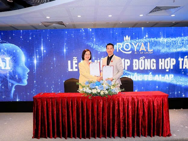 Ra mắt C&#244;ng ty Cổ phần Tập đo&#224;n Royal AI-AP Group: Ti&#234;n phong ứng dụng tr&#237; tuệ nh&#226;n tạo trong chăm s&#243;c sức khỏe chủ động - Ảnh 1