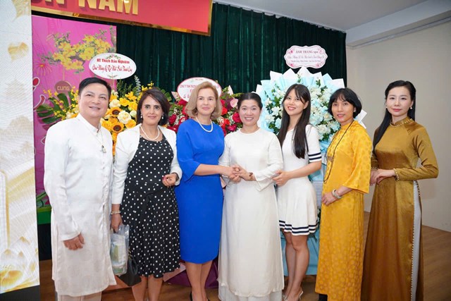 Ra mắt sách "Ẩm thực Phật giáo: Nuôi thân - Dưỡng tâm - Hộ đạo": Lan tỏa triết lý ăn lành, sống khỏe từ tinh thần Phật giáo - Ảnh 5