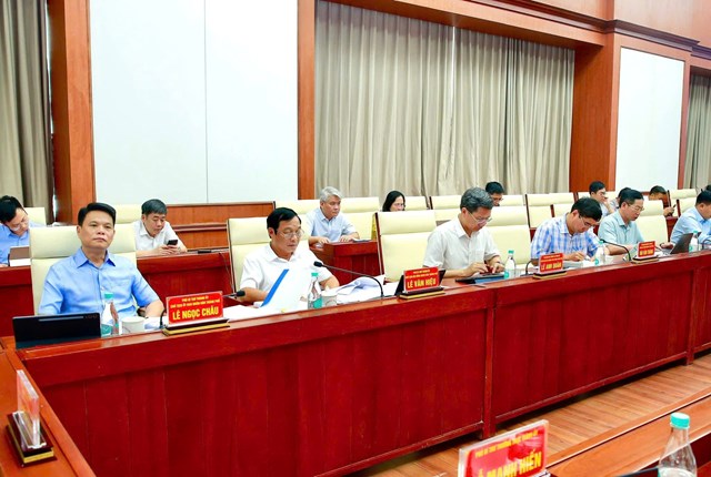 Ban Thường vụ Th&#224;nh ủy Hải Ph&#242;ng họp, thảo luận nhiều nội dung quan trọng nhằm th&#250;c đẩy ph&#225;t triển th&#224;nh phố - Ảnh 2