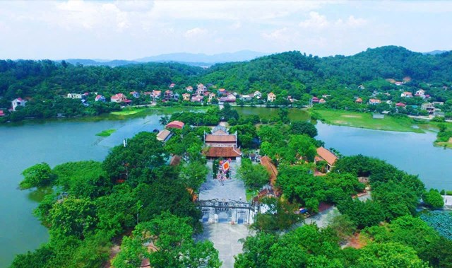Quần thể di t&iacute;ch v&agrave; danh thắng Y&ecirc;n Tử &ndash; Vĩnh Nghi&ecirc;m &ndash; C&ocirc;n Sơn, Kiếp Bạc l&agrave; Di sản Thế giới dạng chuỗi đầu ti&ecirc;n v&agrave; l&agrave; Di sản li&ecirc;n tỉnh thứ hai trong tổng số 9 Di sản Thế giới tại Việt Nam được UNESCO c&ocirc;ng nhận