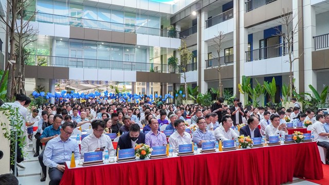 Trường Đại học H&#242;a B&#236;nh: N&#226;ng cao chất lượng đ&#224;o tạo, đ&#225;p ứng nhu cầu doanh nghiệp - Ảnh 3