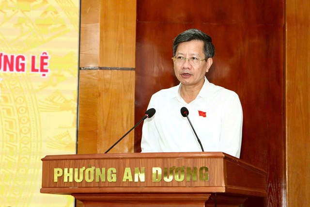 Đồng ch&iacute; L&ecirc; Anh Qu&acirc;n, Ph&oacute; Chủ tịch Thường trực UBND th&agrave;nh phố ph&aacute;t biểu tại hội nghị