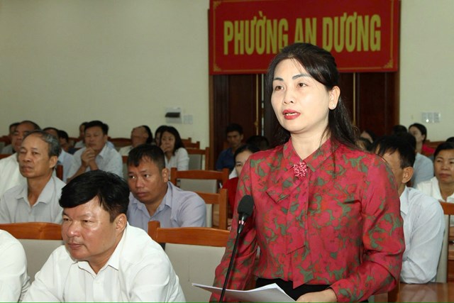Cử tri ba phường tại Hải Ph&#242;ng g&#243;p &#253; chuẩn bị kỳ họp HĐND th&#224;nh phố - Ảnh 4
