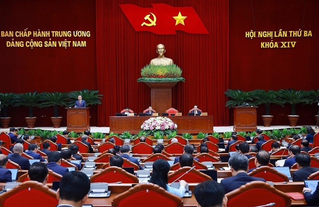 Hội nghị Trung ương 3 kh&oacute;a XIV: Kiến tạo bốn bước chuyển chiến lược, mở đường cho giai đoạn ph&aacute;t triển mới