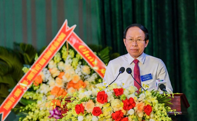 Đồng ch&iacute; L&ecirc; Tiến Ch&acirc;u, Ủy vi&ecirc;n Trung ương Đảng, B&iacute; thư Th&agrave;nh ủy Hải Ph&ograve;ng ph&aacute;t biểu chỉ đạo tại Đại hội đại biểu Đảng bộ x&atilde; Gia Lộc lần thứ Nhất, nhiệm kỳ 2025&ndash;2030.