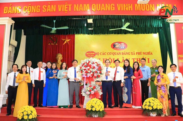 Ph&#250; Nghĩa trước thềm nhiệm kỳ mới: Bản lĩnh – Đổi mới – Ph&#225;t triển - Ảnh 15