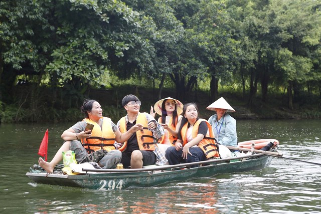 Về miền di sản Tr&#224;ng An – Cố đ&#244; Hoa Lư: Gắn kết nội lực, lan tỏa gi&#225; trị văn h&#243;a v&#224; tinh thần  - Ảnh 11