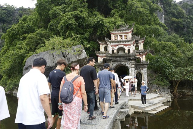 Về miền di sản Tr&#224;ng An – Cố đ&#244; Hoa Lư: Gắn kết nội lực, lan tỏa gi&#225; trị văn h&#243;a v&#224; tinh thần  - Ảnh 15
