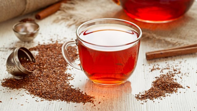 Nghi&ecirc;n cứu cho thấy sử dụng tr&agrave; l&agrave;m hạ thấp c&aacute;c triệu chứng vi&ecirc;m của&nbsp; Rooibos Tea