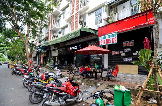 Sau qu&aacute; tr&igrave;nh thanh lọc, mặt bằng ph&ugrave; hợp trở th&agrave;nh một trong những yếu tố được doanh nghiệp F&amp;B quan t&acirc;m khi t&iacute;nh to&aacute;n mở rộng.