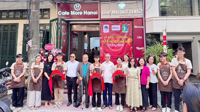 Cafe More Hanoi khai trương cơ sở mới, mở thêm cơ hội việc làm cho người khiếm thị - Ảnh 1