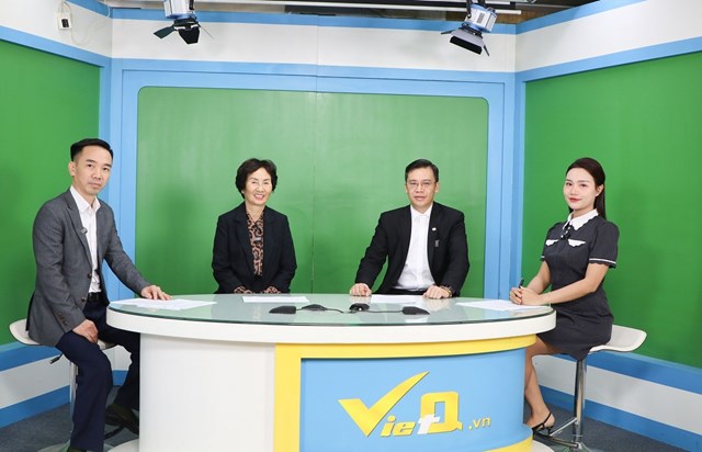 C&aacute;c kh&aacute;ch mời tham gia chương tr&igrave;nh tọa đ&agrave;m do Chất lượng Việt Nam tổ chức