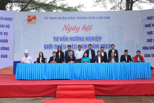 Ng&#224;y hội Tư vấn hướng nghiệp – Giới thiệu việc l&#224;m tại L&#224;o Cai  - Ảnh 1