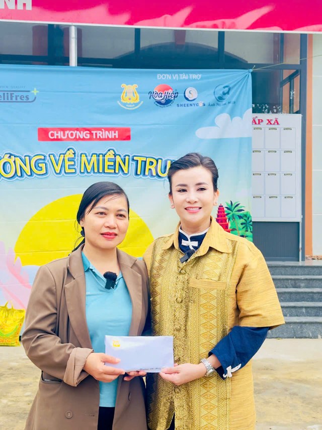 GCTV kết nối y&#234;u thương: “Trao tặng 2000 phần qu&#224; v&#224; hơn 1 tỷ đồng hỗ trợ đồng b&#224;o miền Trung - T&#226;y nguy&#234;n” - Ảnh 11