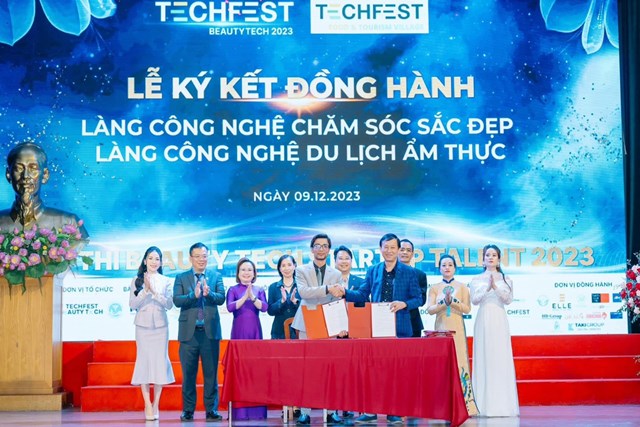 Chung kết Chương tr&#236;nh Chuy&#234;n đề Techfest 2023: Bước tiến mới cho ng&#224;nh c&#244;ng nghiệp chăm s&#243;c sức khỏe v&#224; sắc đẹp tại thị trường Việt Nam - Ảnh 1