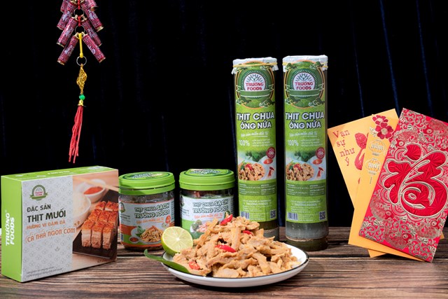 Thịt chua ống nứa - C&ocirc;ng ty Cổ phần v&agrave; Thương mại TruongFoods