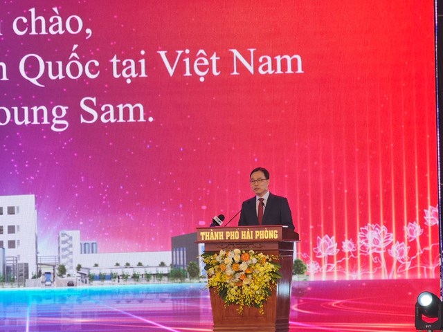 Ông Choi Young Sam, Đại sứ Đặc mệnh toàn quyền Hàn Quốc tại Việt Nam phát biểu tại Lễ khởi công