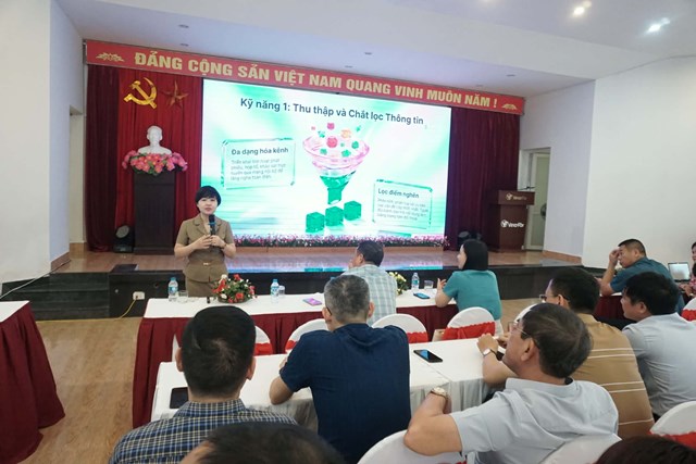 :ơp tập huấn cung cấp nhiều kiến thức v&agrave; k&yacute; năng mới cho học vi&ecirc;n th&ocirc;ng qua c&aacute;c chuy&ecirc;n đề trọng t&acirc;m