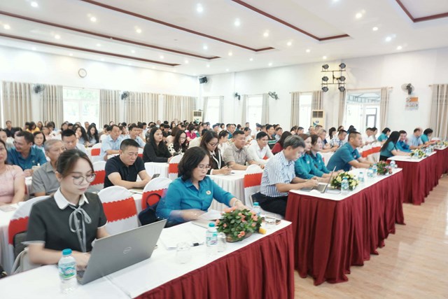Quang cảnh lớp tập huấn