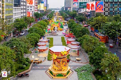 Đường hoa Nguyễn Huệ 2026 đang được ho&agrave;n thiện trước ng&agrave;y khai mạc