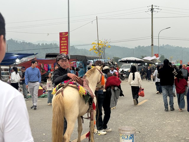 Lễ hội Lồng tồng Phủ Thông – Đánh thức mùa xuân nơi miền sơn cước Bắc Kạn - Ảnh 5